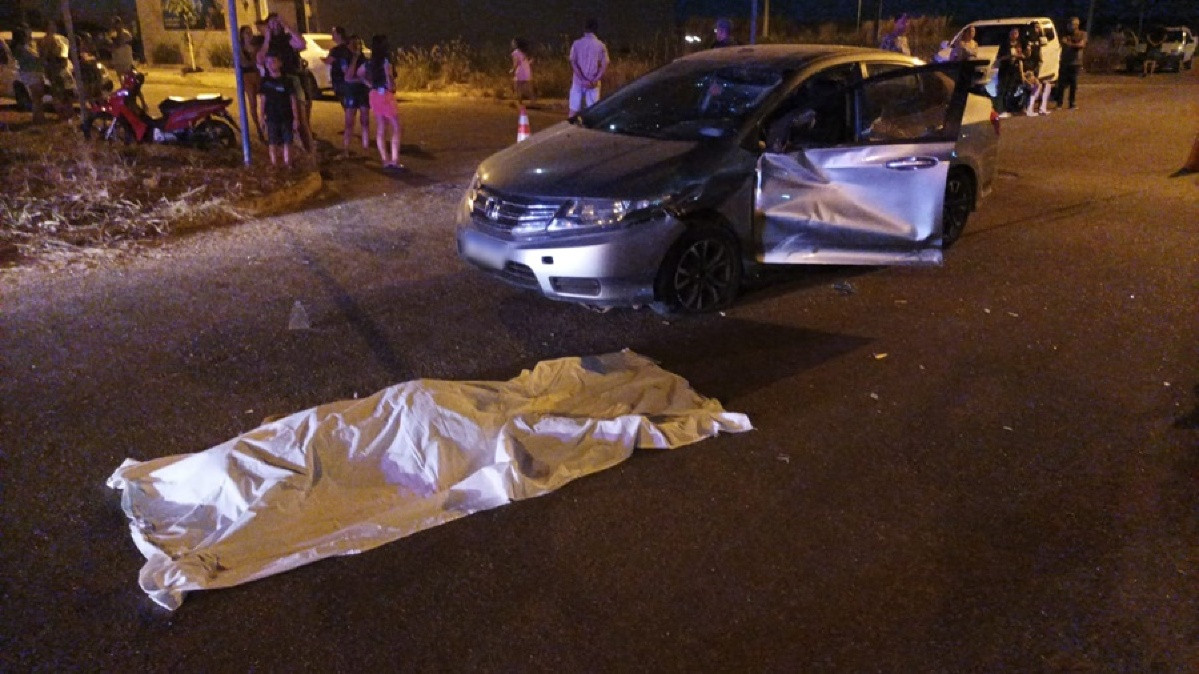 Mulher Morre Ao Bater Biz Em Carro Filha De Anos Fica Ferida