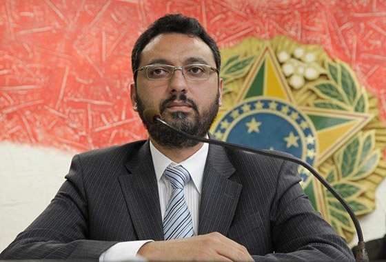 Waldir foi sequestrado na noite do dia 23 de julho deste ano, em sua Toyota Hillux, quando, então candidato a deputado Estadual, voltava de uma reunião política, no bairro Mapim.