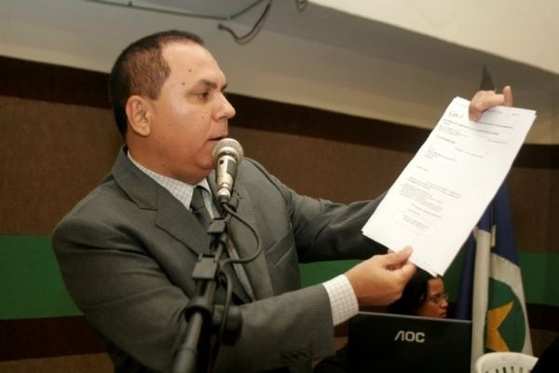 Dilemário saiu em defesa do prefeito Mauro Mendes (Foto:Ilustração)