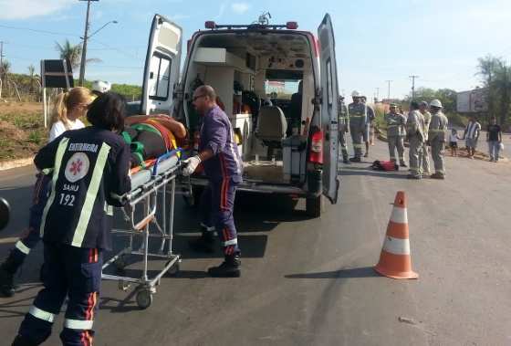 Namorada do motociclista ficou ferida (foto: RepórterMT)