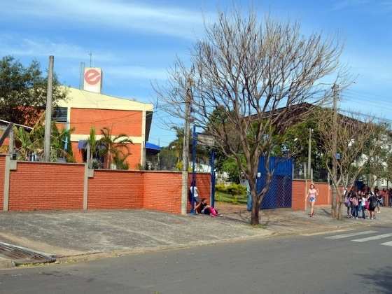 Escola Estadual Professora Juracy Neves de Mello Ferracciú, em Piracicaba (Foto: Leon Botão/G1)