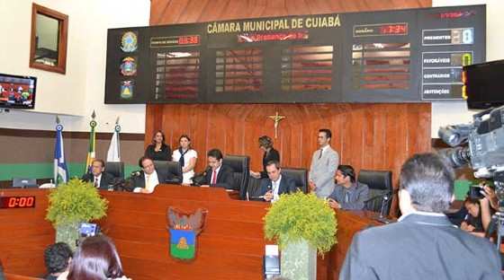 Verba de R$ 25 mil é torrada por vereadores sem prestar contas (RepórterMT)