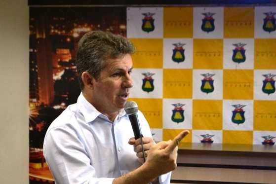 Prefeito argumenta que prerrogativa de aumento cabe a ele e ao Conselho Municipal de Transporte e não das empresas (Foto: RepórterMT)