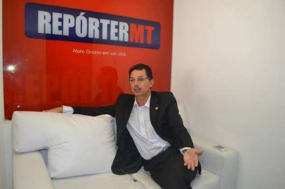 Ezequiel saiu ao ataque contra Mauri Rodrigues (Foto:RepórterMT)