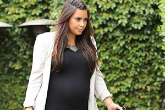 Kim Kardashian almoçou em restaurante italiano em Los Angeles, nos Estados Unidos (X17)