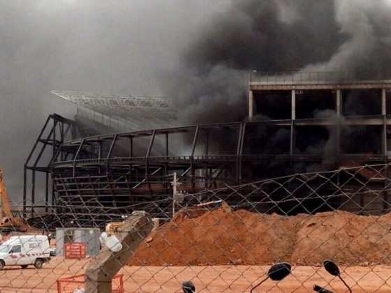 Fogo atingiu canteiro de obras da Arena na sexta-feira (25.10)