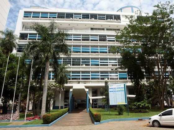 Prefeitura de Cuiabá tem 14 vagas para procurador