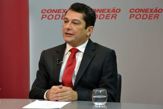 Julier começa a julgar o caso dos Maquinários