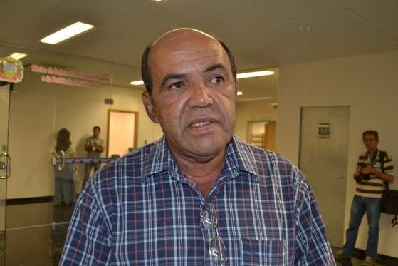 Júlio chamou João Emanuel de "guri louco"