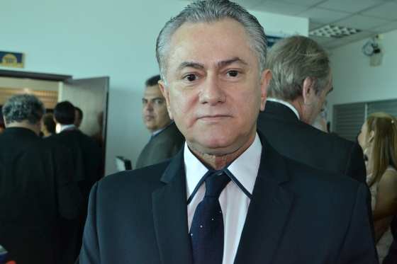 Perri em reunião com vereadores no Tribunal de Justiça de MT