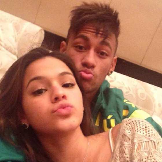 NEYMAR E BRUNA 