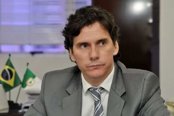 Gallo garantiu que irá manter a boa relação como parlamento municipal e ressaltou que neste período em que assume o posto de Mendes deve fazer algumas mudanças.