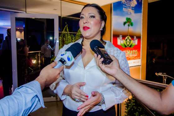 Pesa contra Janete irregularidades em contrato da Secretaria de Cultura, quando administrada por ela.