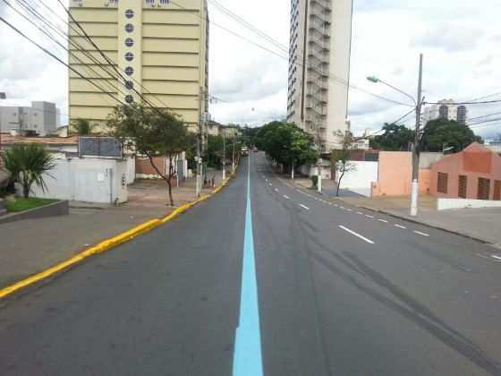 Guinho e multa esperam por quem desrespeitar a faixa