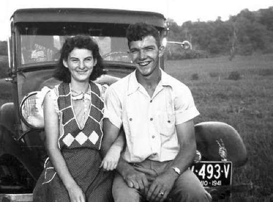 Casal em  foto dos anos 40 nos EUA; amor de vida inteira