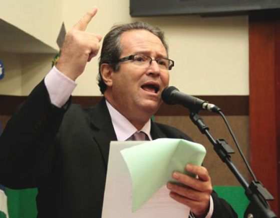 O médico e ex-vereador Maurélio Ribeiro assume o comando do MT Saúde