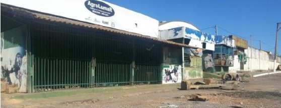 Local deixa entorno da arena feio e inseguro
