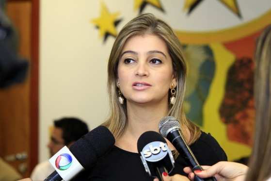 Luciane Bezerra exerce o primeiro mandato como prefeita de Juara.