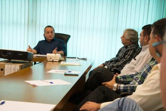 Taques recebe produtores do setor sucroalcooleiro