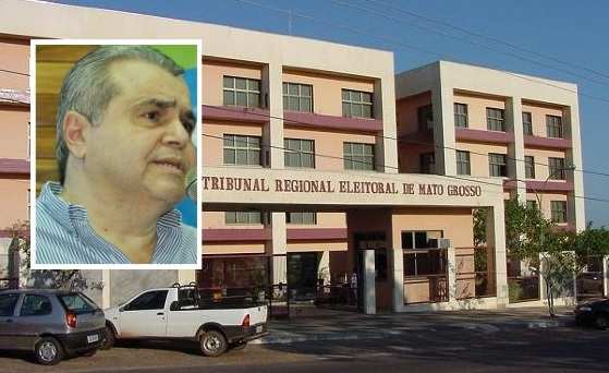 O empresário protocolou no Tribunal Regional Eleitoral, ao fim da tarde desta terça-feira (29).