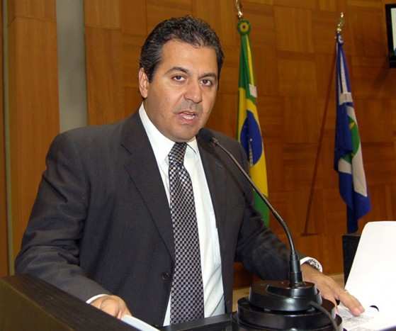 O deputado Adalto de Freitas, o Daltinho, destinou emendas para três municípios realizarem festas de fim de ano.