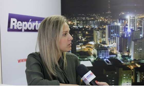 Janaína promete independência na AL e oposição a Taques