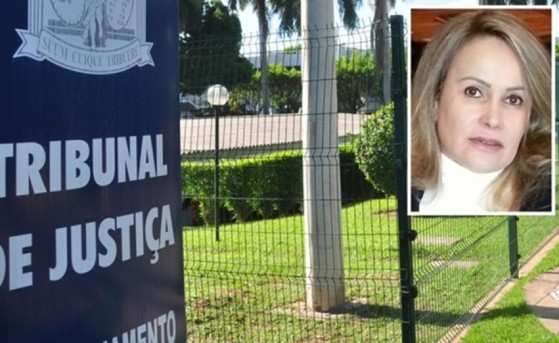 Ex-governadores e viúvas tiveram a pensão vitalícia suspensa por decisão da Justiça, no detalhe, a juíza Célia Regina Vidotti