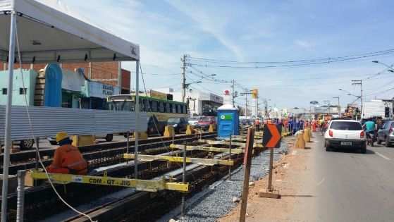 Obra terua causado prejuízos para revendas de veículos