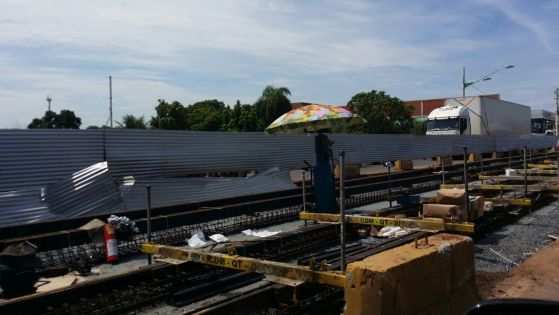 A obra está parada desde o final da gestão passada.