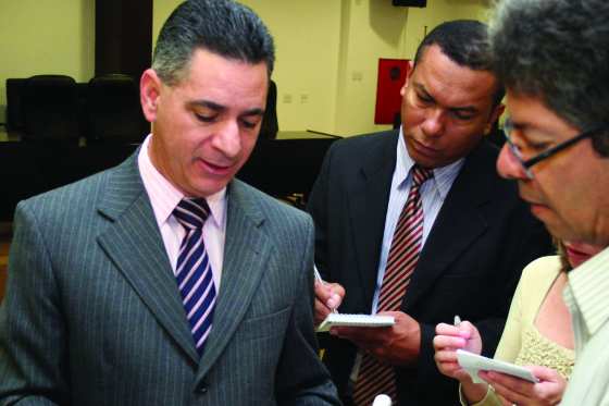 Além de Edmilson dos Santos, o governador Silval Barbosa (PMDB), Pedro Nadaf (PR), o secretário de Fazenda, Marcel Cursi, o empresário Valdir Aparecido Boni e a empresa JBS/Friboi também são réus no processo.