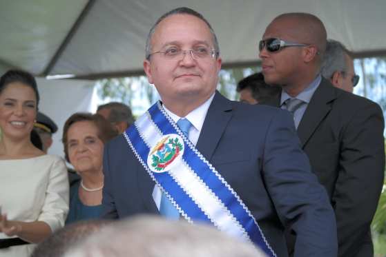 Após posse, Taques viaja para Brasília para acompanhar posse de Dilma