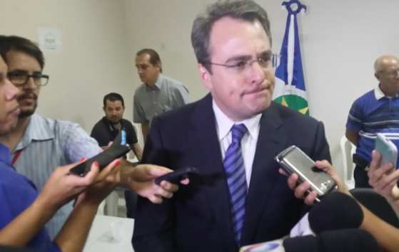 Brustolin garante pagamento de servidores no dia 30