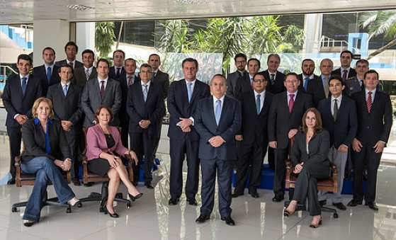 Taques posou para foto oficial com secretários