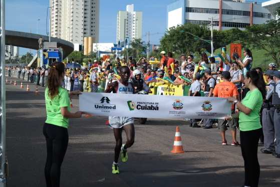 A 31ª Corrida de Reis reuniu, pela primeira vez, 15 mil corredores de todas as partes do Brasil e do mundo