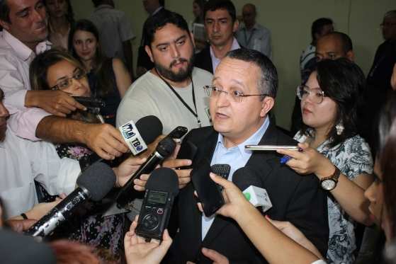 Taques vai pedir contenção de gastos a presidentes.