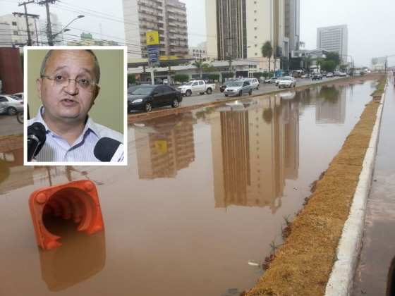 Canteiro central da Av do CPA, seria linha permanente do VLT, mas está abandonado