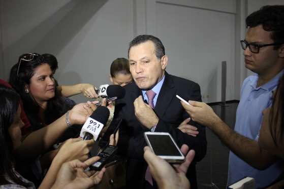 Silval visitou na tarde desta terça-feira (3) os deputados estaduais na Assembleia Legislativa.