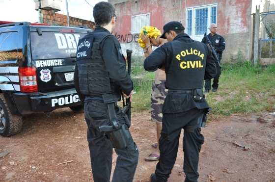 A Operação Grená foi deflagrada pela Polícia Civil par cumprir mandados de prisão e busca e apreensão contra a facção criminosa.