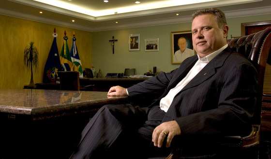 Sem representante no Senado, Maggi dá fôlego ao PMDB com grandes possibilidades de ser reeleito e pode mudar o rumo do partido