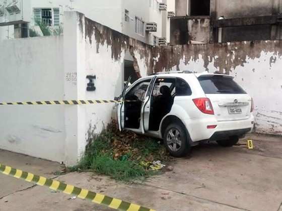 O motorista morreu antes da chegada do SAMU.