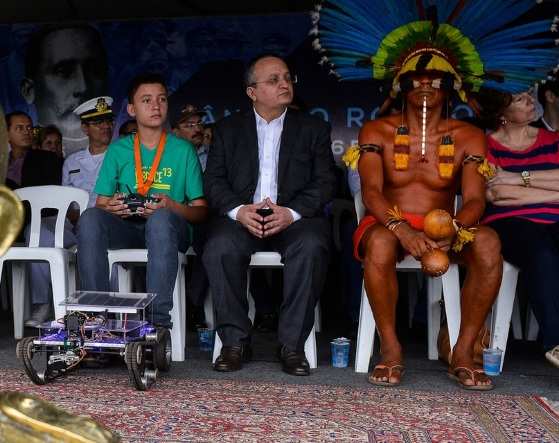 Na oportunidade Taques lançou o selo em homenagem aos 150 anos de Rondon.