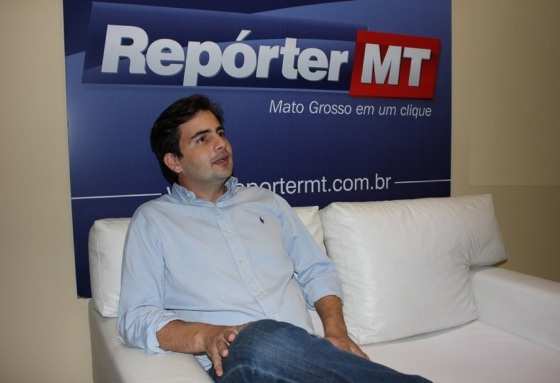 Garcia, visitando a sede do RepórterMT