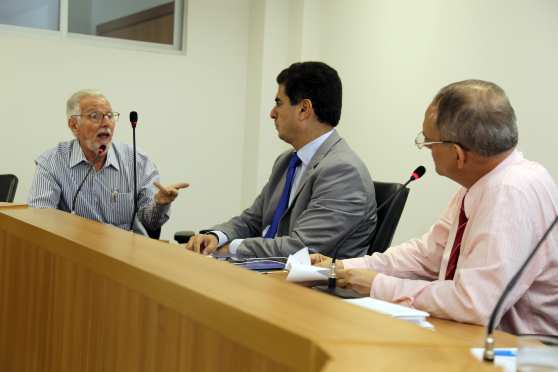 Deputados criticaram gestões de Blairo e Silval por falta de critério de fiscalização
