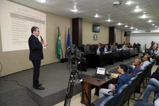 Brustolin apresentou, em audiência pública, na Assembleia Legislativa, o Relatório de Gestão Fiscal do 1º Quadrimestre de 2015.