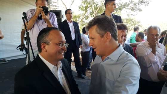 Mauro Mendes lembrou que ele era cortejado para apoiar a candidatura de Pedro Taques e até compor a chapa majoritária com ele.