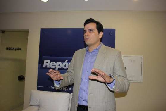 Sávio, em entrevista gravada no estúdio do #reportermt , sinalizando ainda que a Prefeitura de Cuiabá está buscando exemplos bem sucedidos
