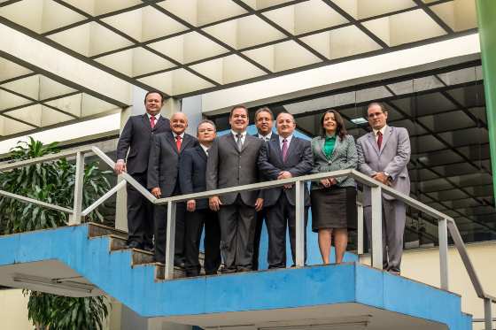 Governadores de seis estados, que representam o 