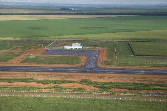 Pista está liberada, mas ainda falta estrutura no terminal, que deve ficar pronta em 30 dias.