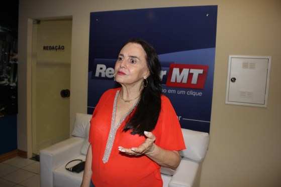 Ex-senadora Serys Slhessarenko deve ser a única mulher na disputa majoritária.
