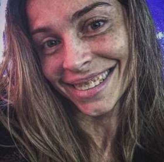 Seus seguidores aproveitaram o post para elogiar a atuação da atriz e criticar a imagem, “Como é que a Grazi posta uma foto dessa?”